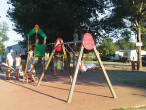 Camping Bosc d'En Roug 3 &eacute;toiles