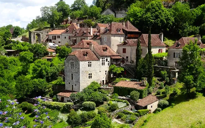 Village de Saint-Cirq-Lapopie dans le Lot, Occitanie