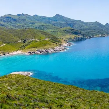 Camping U Pezzo - Vue panoramique sur la côte et les montagnes