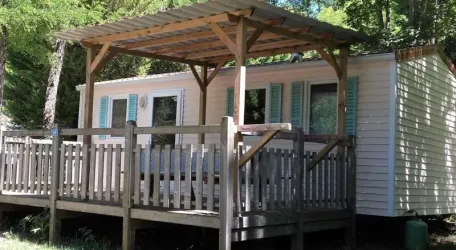 Mobil Home Acacias 2 Chambres - 4 Personnes avec climatisation et télévision
