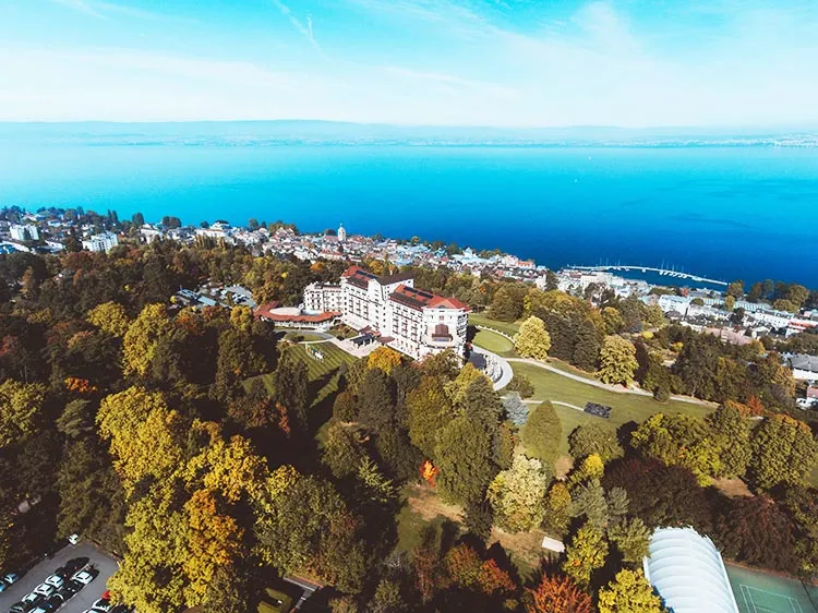 Partir à la découverte d’Evian-les-Bains pour ses vacances