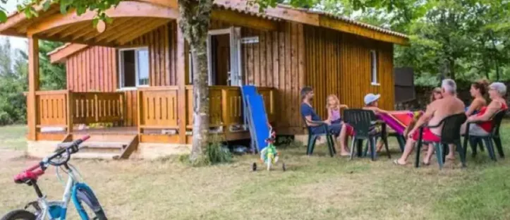 Chalet 2 Chambres TV - 6 Pers. 