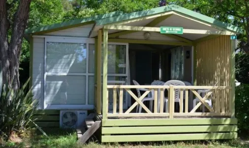 Chalet Grand Confort Noumea Clim 2 Chambres  TV - 5 Pers.