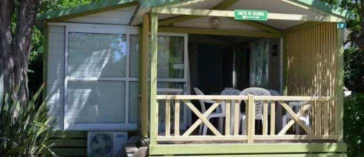 Chalet Grand Confort Noumea Clim 2 Chambres  TV - 5 Pers.