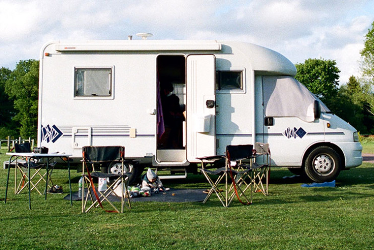 Comment choisir entre un camping-car ou une caravane ?