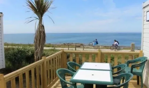 Mobil Home Classique 2 Chambres – 4 Personnes (Dim)