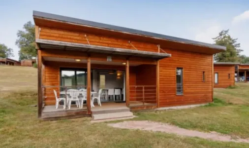 Cottage Premium 2 Chambres – 4 Personnes (Dim)