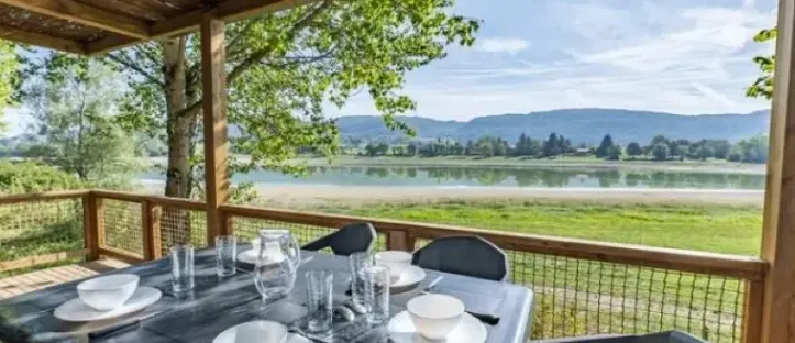 Cottage Premium 2 Chambres – 4 Personnes – Vue lac