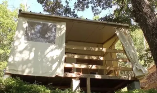 Mobil Home Tithome sans Sanitaires 2 Chambres – 4 Personnes (Dim)