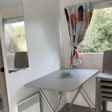 Salle à manger Mobil Home Sencilo S 2CH - Camping Les Sables d'Argent