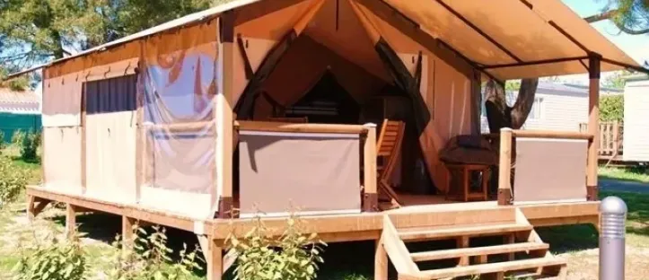 Bungalow toilé Victoria (sans sanitaires) 2 Chambres - 5 Personnes