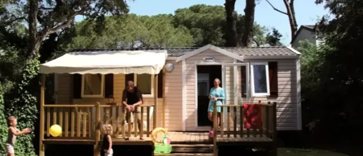 Mobil Home 3 Chambres - 6/8 Pers.