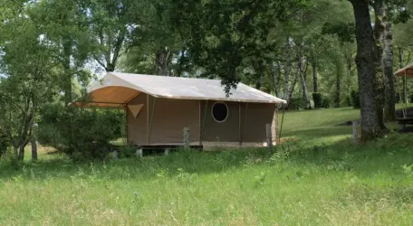 Tente Lodge 2 Chambres - 4 Personnes (Dim)
