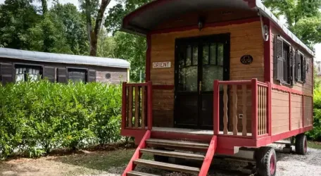 Roulotte-Gîte 2 Chambres - 5 Personnes