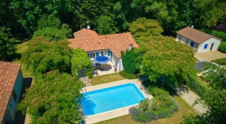 Villa Deluxe avec piscine 3 Chambres - 6 Personnes