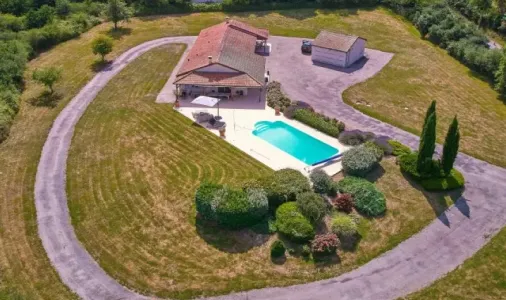 Villa avec piscine 4 Chambres - 8 Personnes