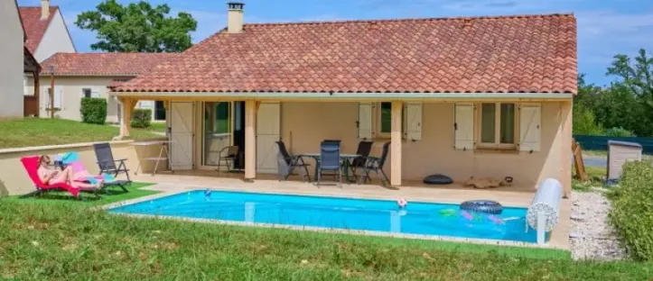 Villa indépendante avec piscine 3 Chambres - 6 Personnes
