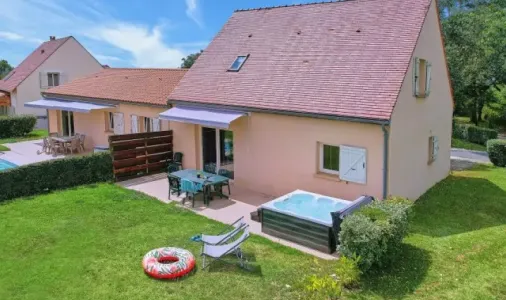 Villa avec Jacuzzi 4CH - 8P
