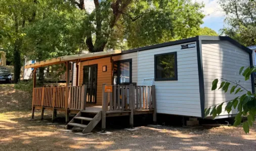 Mobil Home Aqua 2 Chambres - 4/5 Personnes - Terrasse semi-couverte