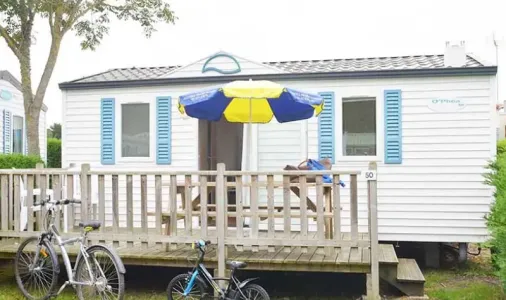 Mobil Home Aqua 2 Chambres - 4 Personnes - Terrasse semi-couverte