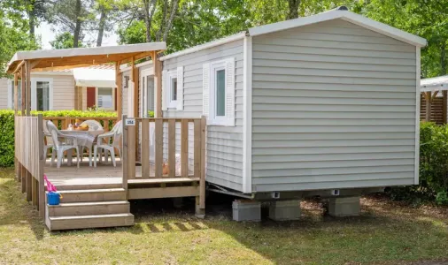 Mobil Home Aqua 2 chambres 4 Adultes et 2 Enfants Terrasse semi-couverte