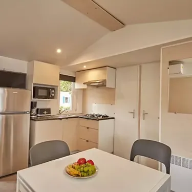Mobil Home Aqua 3 Chambres 6 Personnes - Cuisine équipée