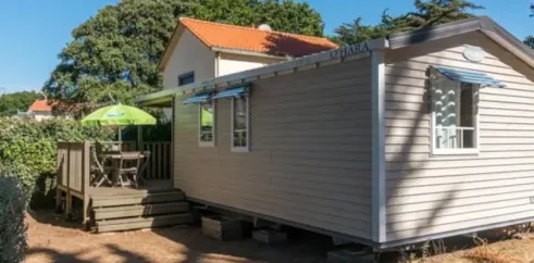 Mobil Home Eco 3CH - 6P - Camping du Bord de Mer avec terrasse et parasol