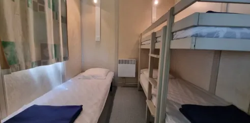 Chalet 2 Chambres 5 pers. - Le Pardaillan : lits superposés et lits simples