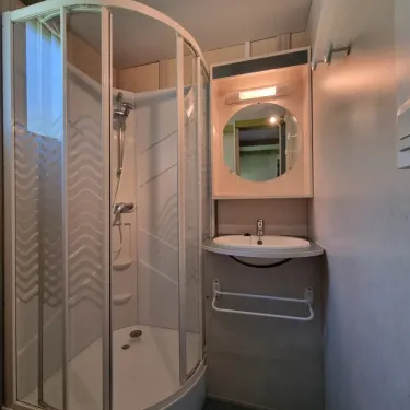 Salle de bain du chalet 2 chambres 5 pers. - Le Pardaillan