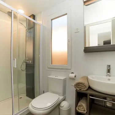 Salle de bain du Mobil Home Archipel 3 Chambres - Camping Paradis