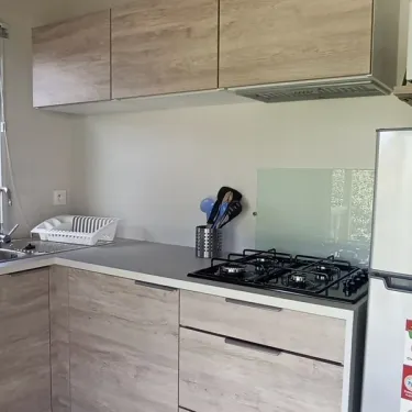 Cuisine du Mobil Home Studio 2P, Camping Les Peupliers