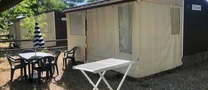 Tithome 2 Chambres 3 adultes et 1 enfant Sans sanitaires