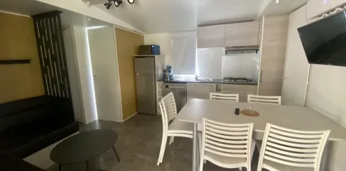 Mobil Home Confort 3 Chambres - Cuisine et salle à manger