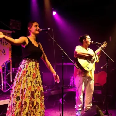 Camping Le Balcon de Chartreuse : spectacle musical en intérieur