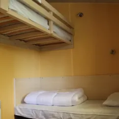 Mobil Home Orchidee 2 Chambres 4/6 Personnes- Camping Le Balcon de Chartreuse: lit simple et lit superposé
