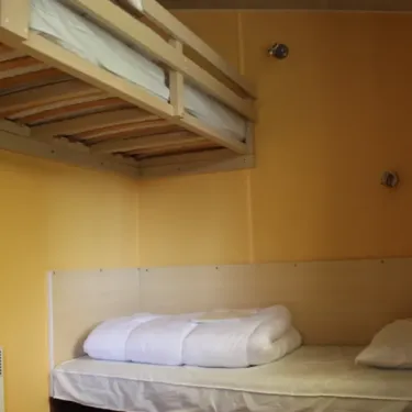 Mobil Home Orchidee 2 Chambres 4/6 Personnes- Camping Le Balcon de Chartreuse: lit simple et lit superposé