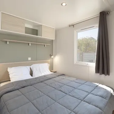 Chambre dans le MH Premium 4CH – 8P, Camping Paradis Albret