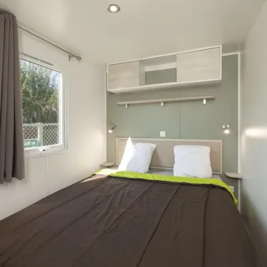 Chambre du MH Premium 4CH – 8P, Camping Paradis Albret