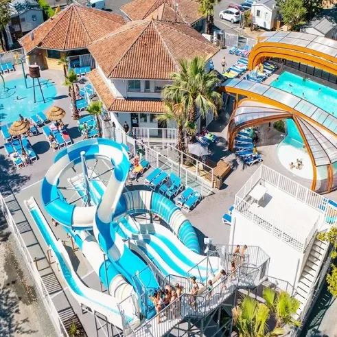 Camping Domaine de la Marina avec piscine et toboggan aquatique