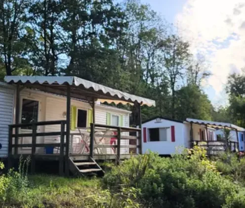 Cottage 2 chambres 4 personnes Camping des Bastides en forêt