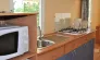 Cuisine du cottage 2 chambres 4 personnes Camping des Bastides