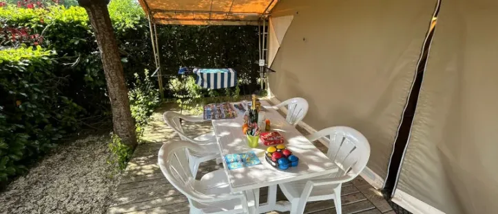 Tente Lodge 2 Chambres 4 Adultes et 1 Enfant Sans Sanitaires
