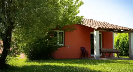 Gîte 2 Chambres 8 Personnes avec Jardin