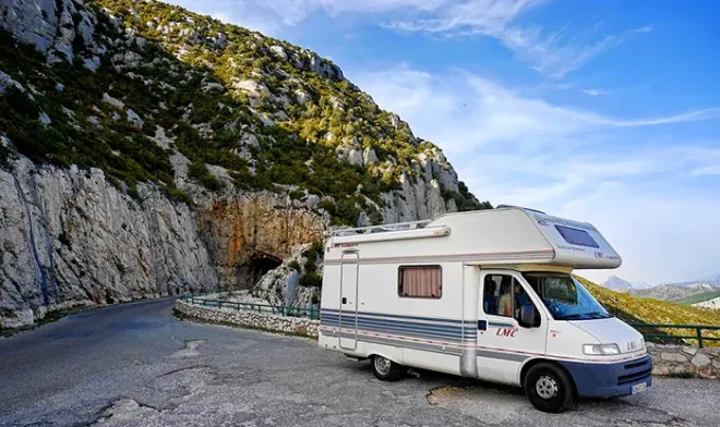 Hébergement vacances - Location camping-car