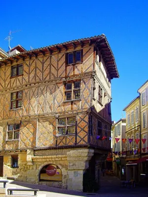 Vieille bâtisse à Auch, Gers