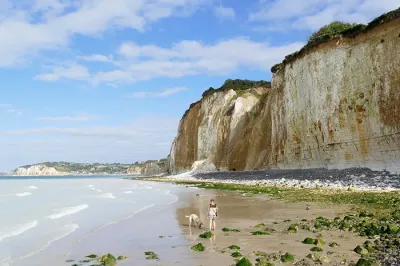 Falaises rocheuses de la côte Normande