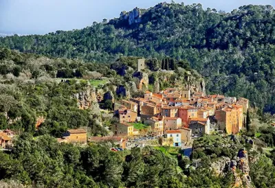 Châteaudouble, village atypique du Var