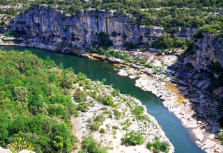 Camping près des gorges de l'Ardèche