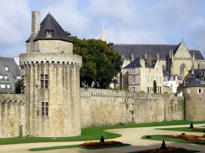 Remparts de la ville de Vannes, Morbihan, Bretagne