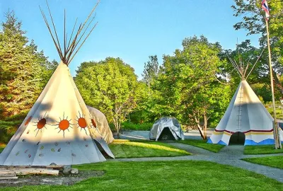 Tipi, location